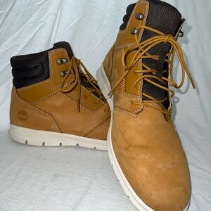 Timberland Boots. US Men 11. Brown